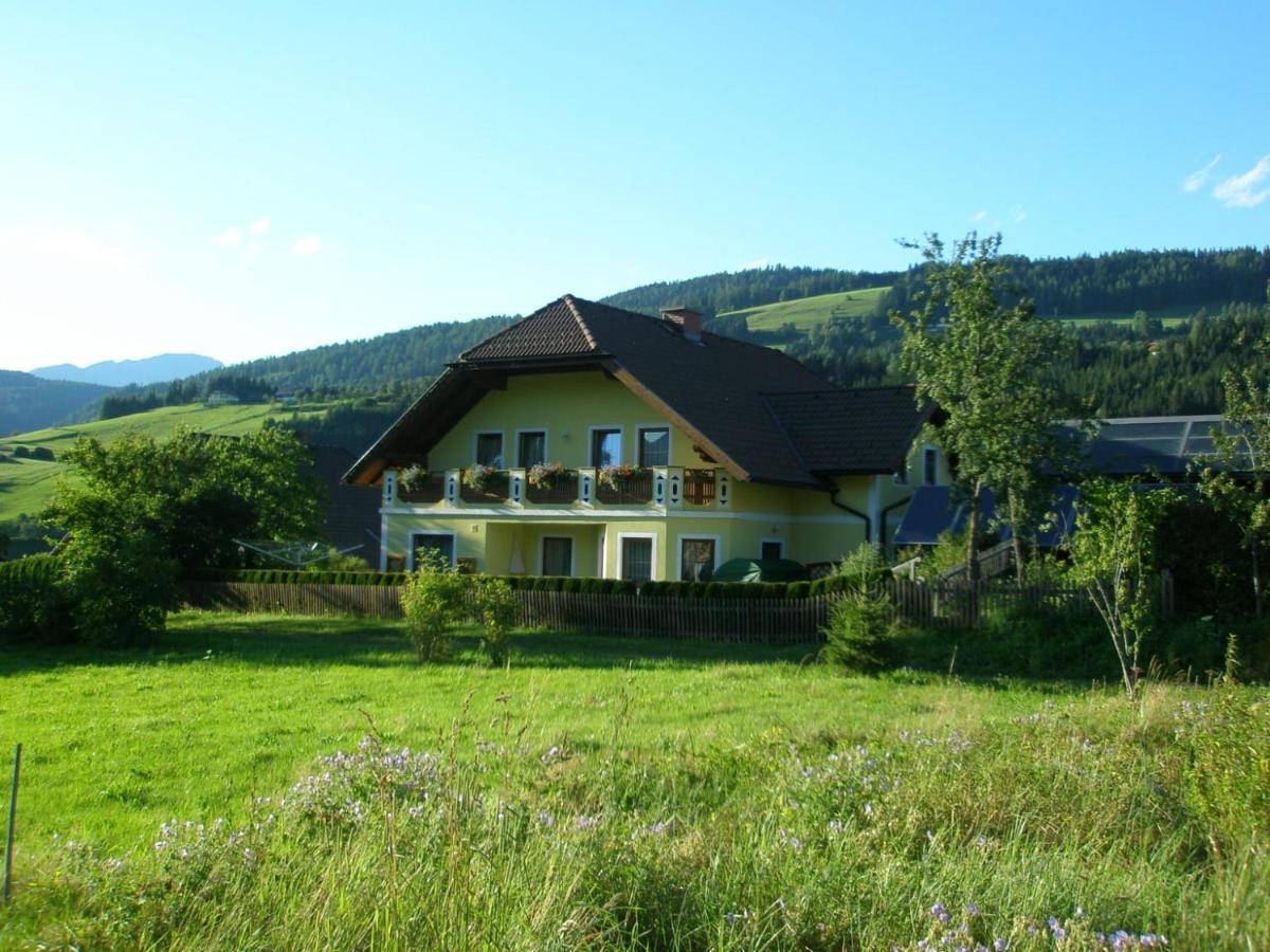 Ferienhaus Mehlhartl Tamsweg Luaran gambar